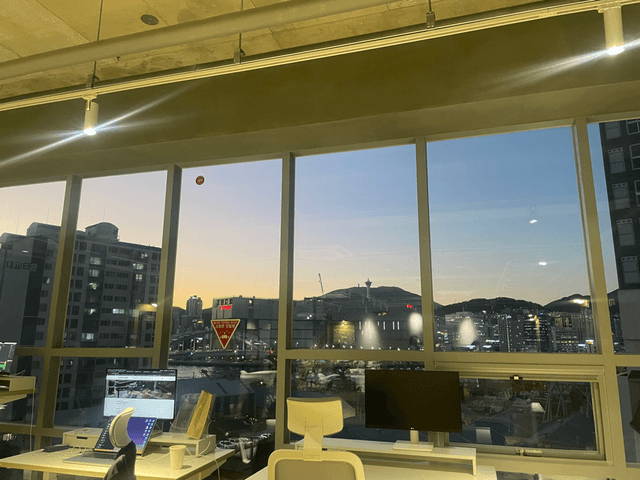 영도 더휴일 데스커점 - 부산 워케이션-3