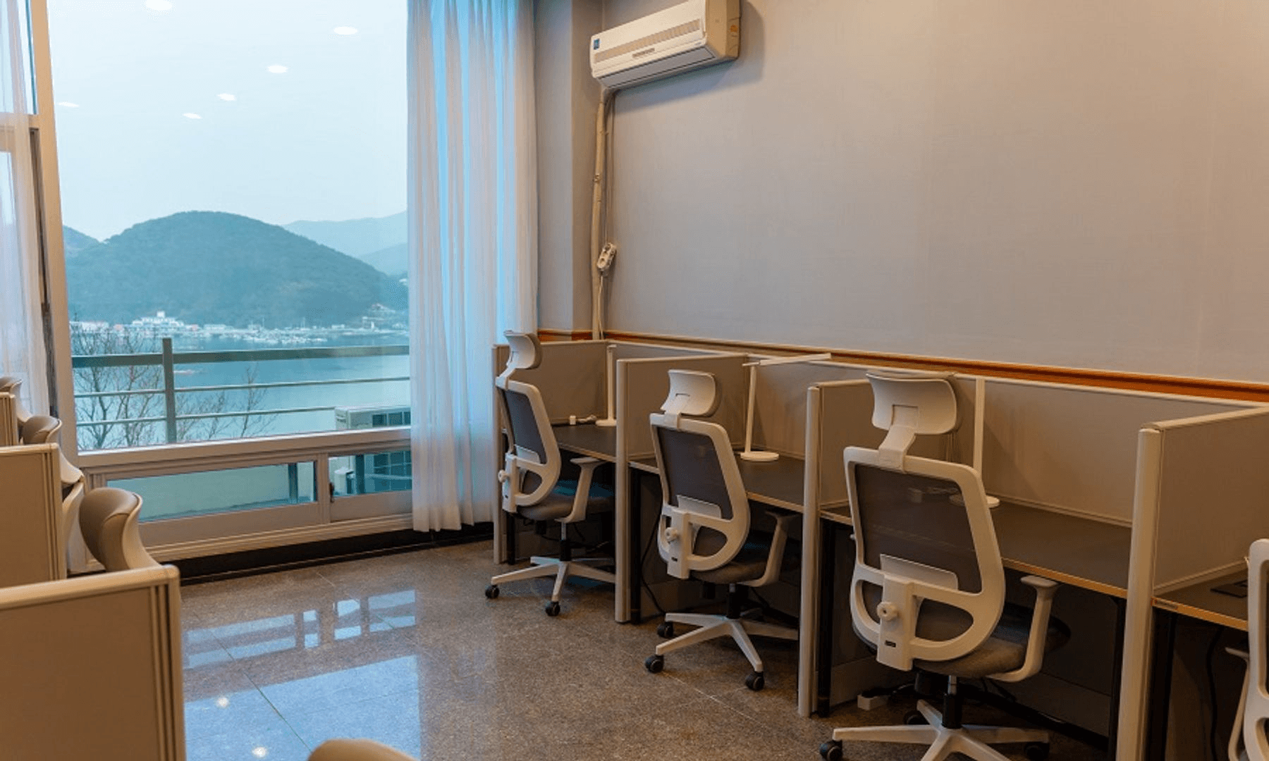 경남 남해시즌관광호텔 워케이션 (숙박비 지원, 공유오피스 무료제공)