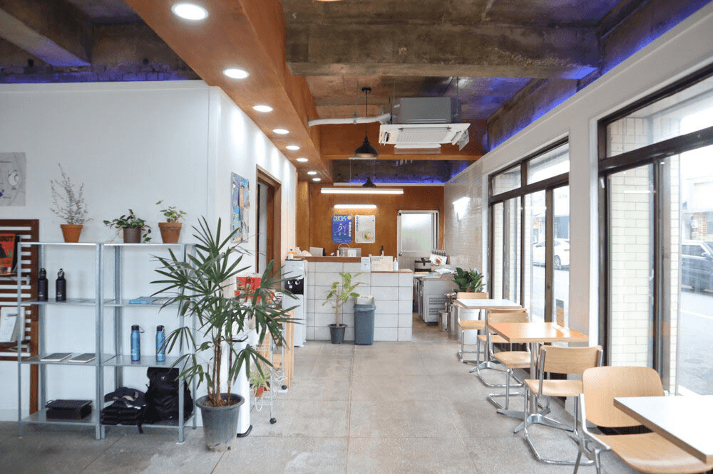 도시 탈출을 돕는 뚜벅이 브로커, 영덕 살아보기